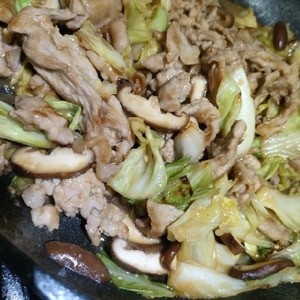 豚肉、椎茸、キャベツの生姜味噌マヨ炒め